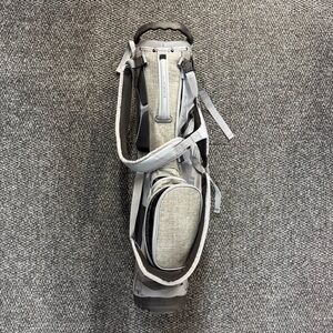 Lightly USED Cobra golf stand bag in good condition